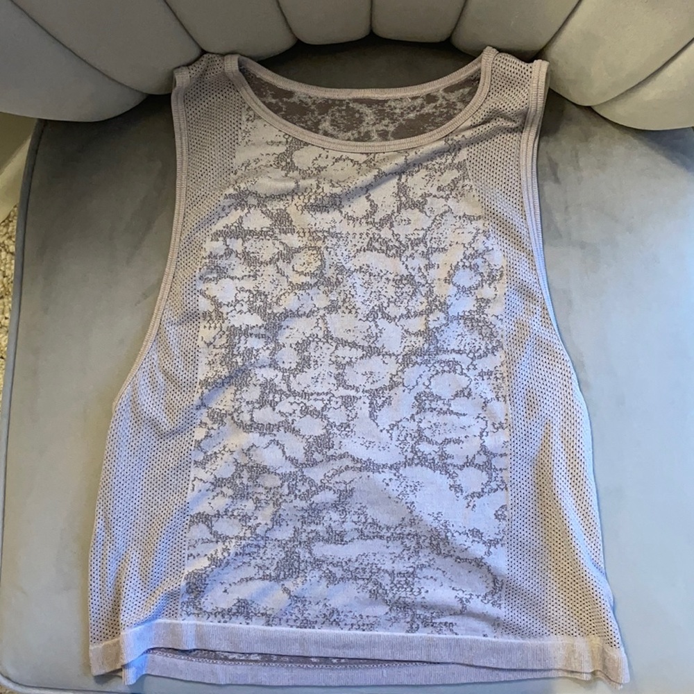 Women’s Purple Under Armour Heat Gear Tank Top Size SM